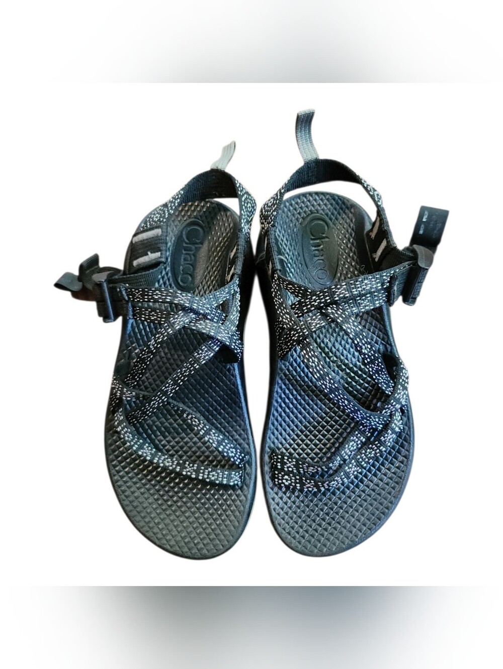 Chaco Kid’s Ecotread Sandals  hugs and kisses Print Youth size 5 black hiking